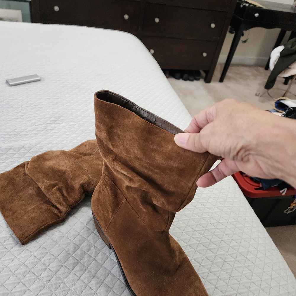Jessica Simpson Brown Suede Ankle Boots